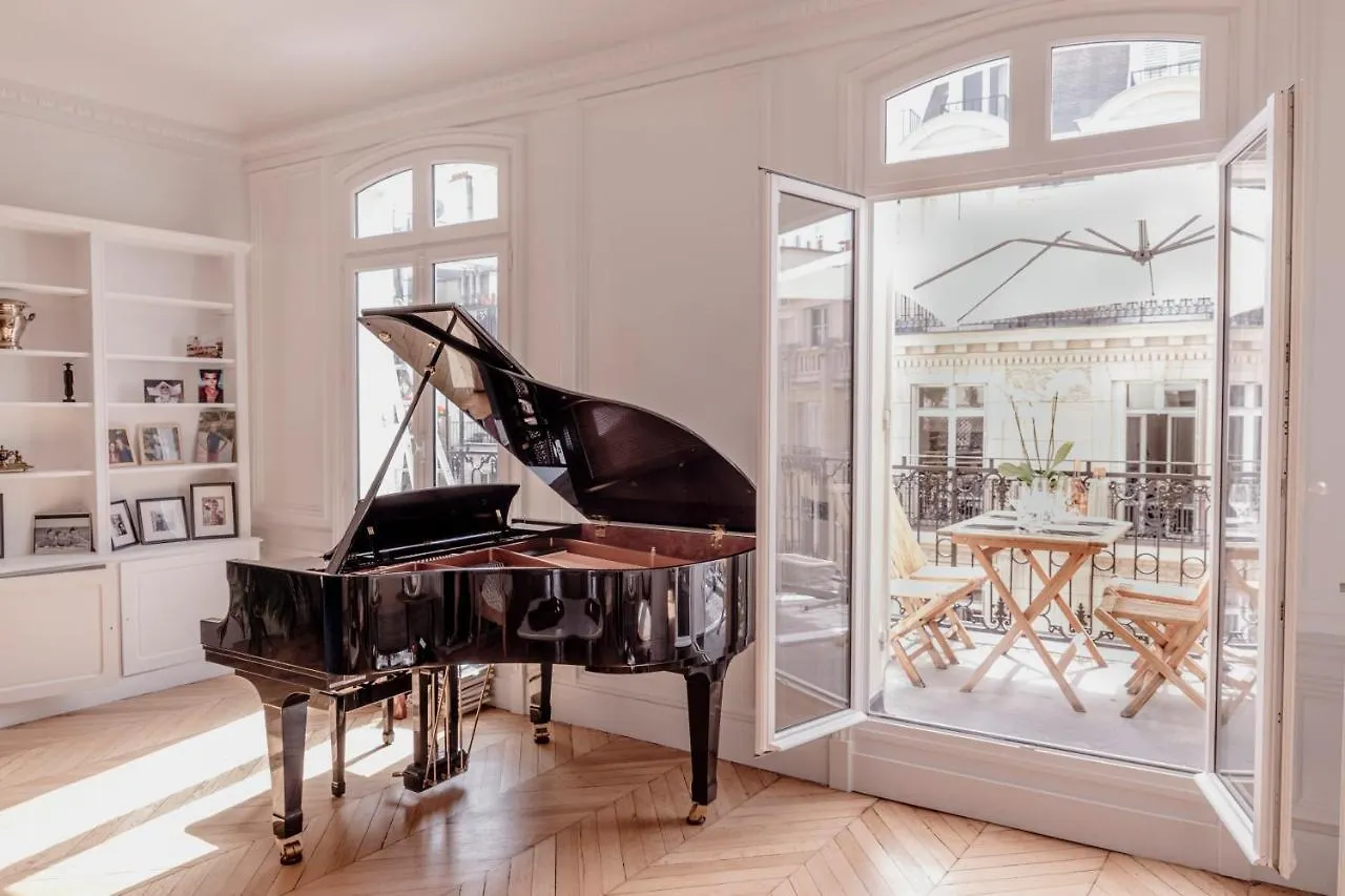 Luxueux Duplex Elysees 240m2 Paris