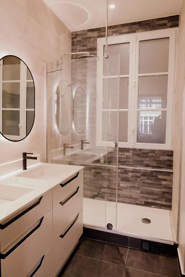 Luxueux Duplex Elysees 240m2 Apartment *